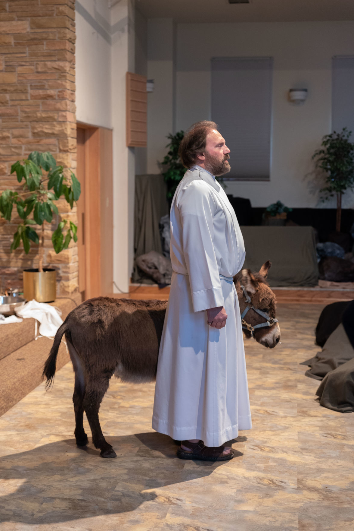 Emaus Lutheran hosts walk of the passion